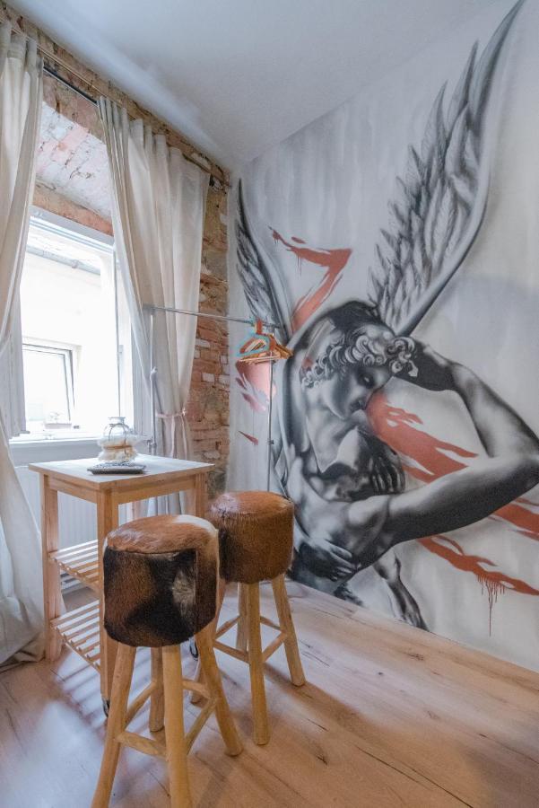 Accommodation At The Zeus Apartment Bratislava Esterno foto